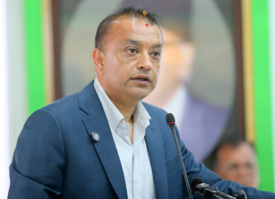 गगनको कटाक्ष : ‘सुधन प्रकरणमा सरकार आफैं बोक्सी, आफैं झाँक्री’