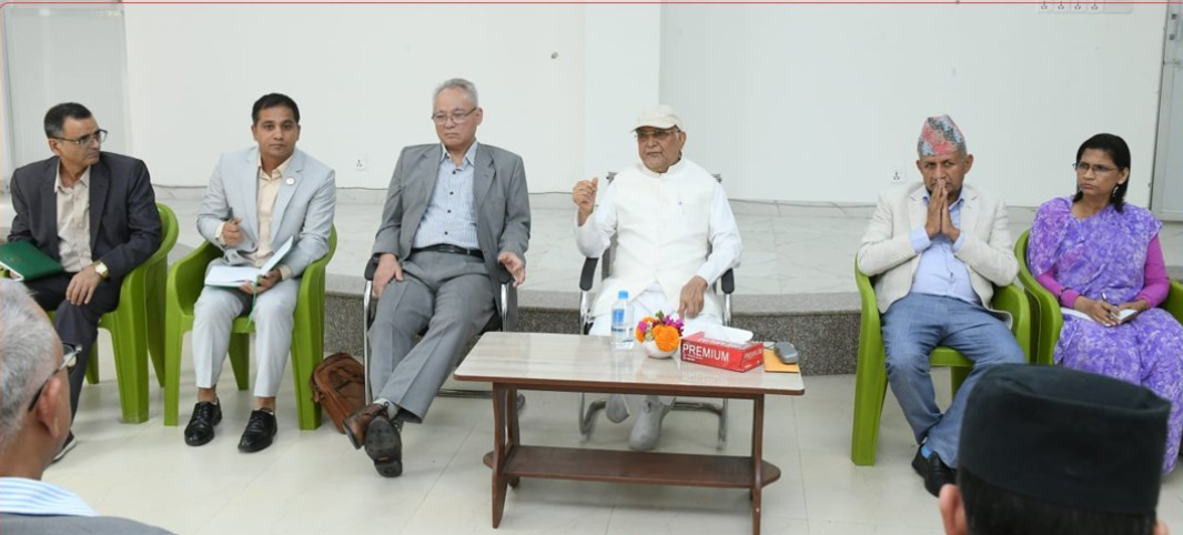 पौडेल पक्राउपछि एमाले संसदीय दलको आकस्मिक बैठक सुरु
